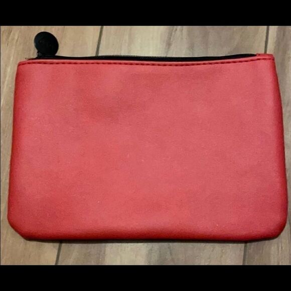 Bundle NWT Red Floral DraperJames Face mask Ipsy - Picture 7 of 8